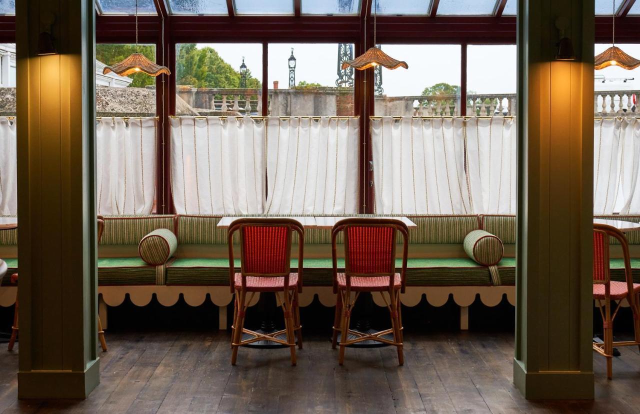 Hotel The Mitre, Hampton Court Kingston upon Thames  Exteriér fotografie Interior of the restaurant