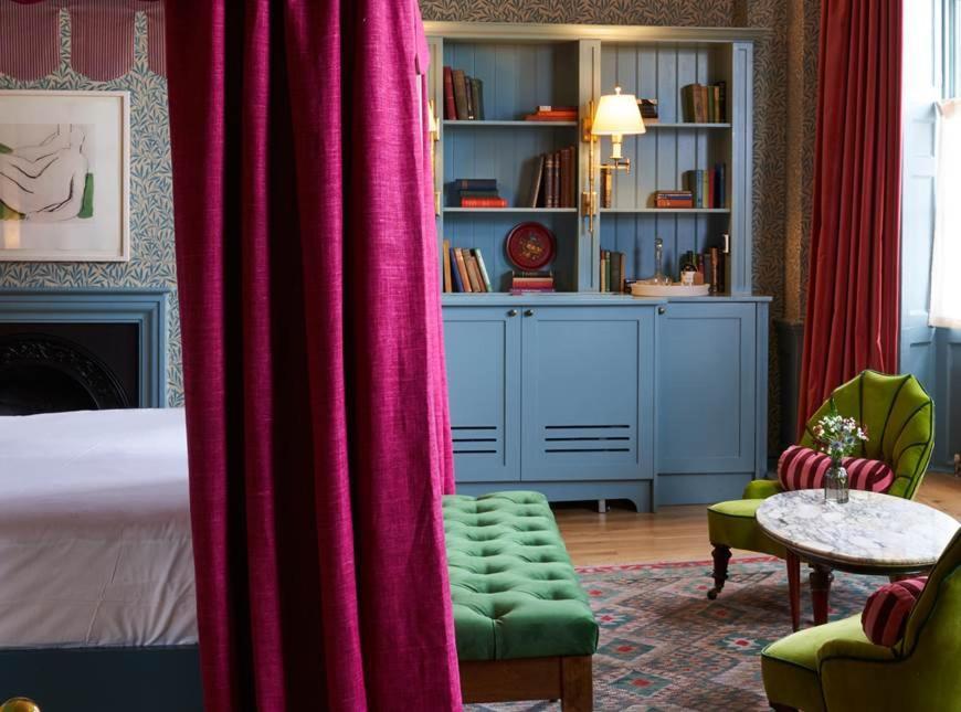 Hotel The Mitre, Hampton Court Kingston upon Thames  Exteriér fotografie A room at the Hotel