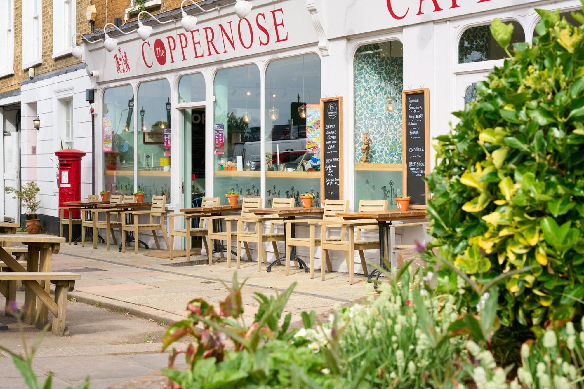 Hotel The Mitre, Hampton Court Kingston upon Thames  Exteriér fotografie The Coppernose Cafe